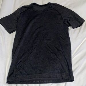 Lululemon Metal Vent Tech